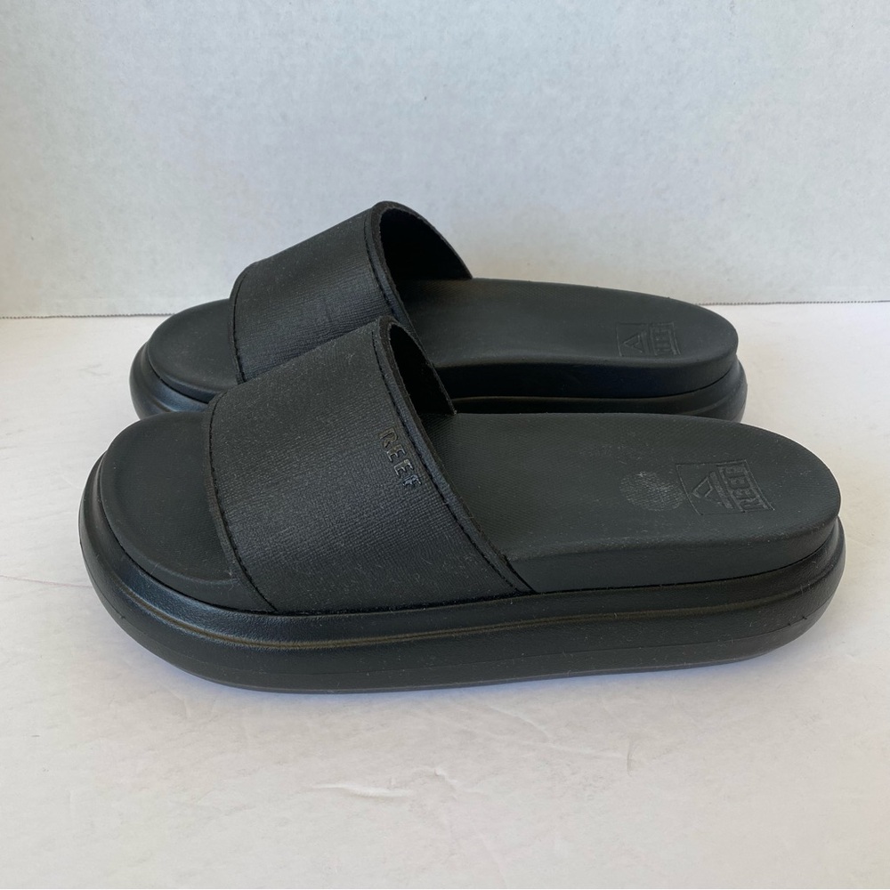 Reef Cushion Bondi Bay Black Platform Slide Sandals - Sz 7.5